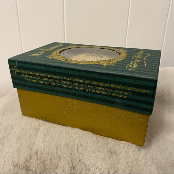 New Vintage Waterford Holiday Heirloom Colleen Egg Blown Glass Ornament w/ Box - Picture 12 of 15